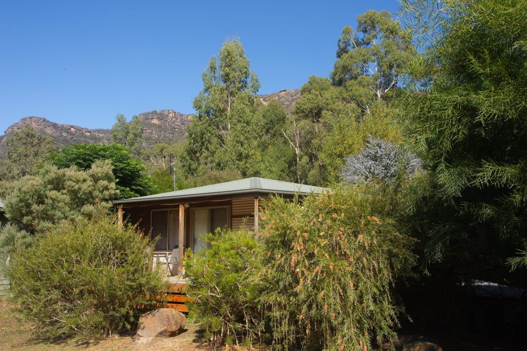 1560303998_grampians-chalets-12