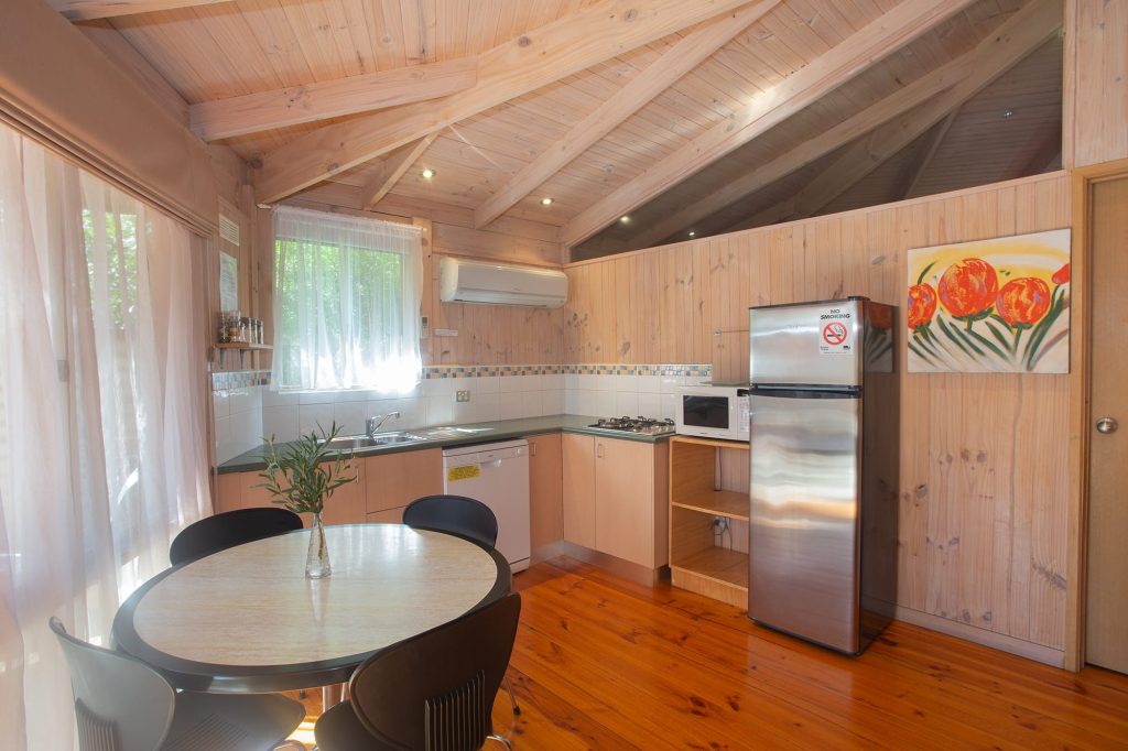 1560304023_grampians-chalets-15